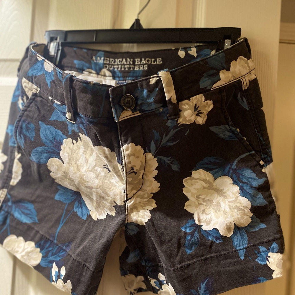AE floral shorts